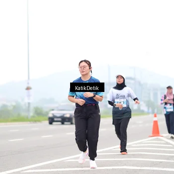 Runner Photo 7211298