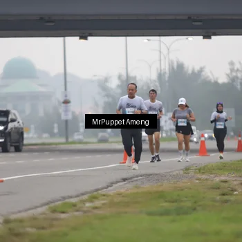 Runner Photo 7211310