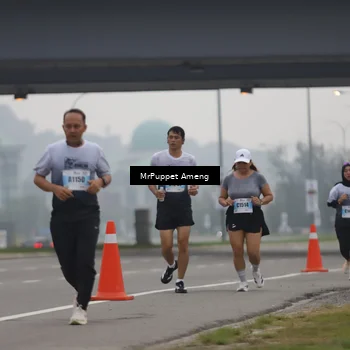 Runner Photo 7211344