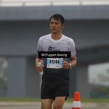 Runner Photo 7211368
