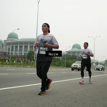 Runner Photo 7211369