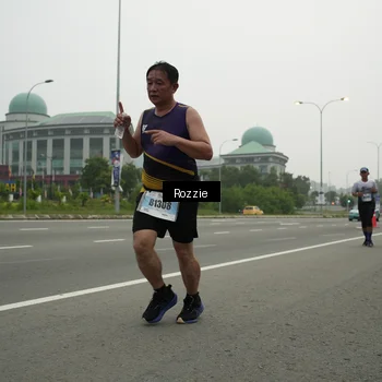 Runner Photo 7211378