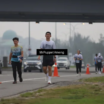 Runner Photo 7211402