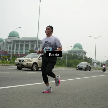 Runner Photo 7211419