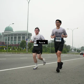 Runner Photo 7211429