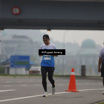 Runner Photo 7211436