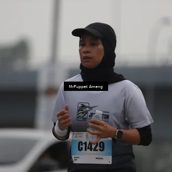 Runner Photo 7211541