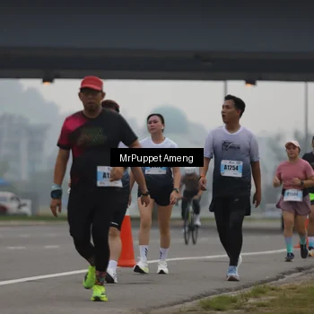 Runner Photo 7211615