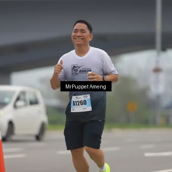 Runner Photo 7211644