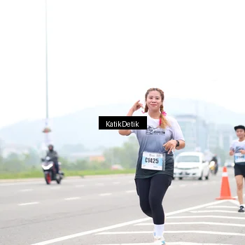Runner Photo 7211649