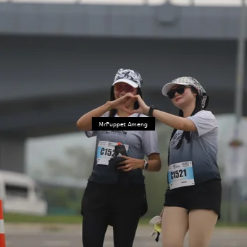 Runner Photo 7211682