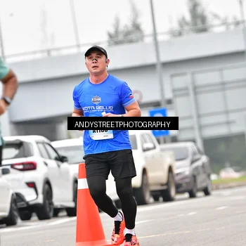 Runner Photo 7211686