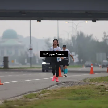 Runner Photo 7211698