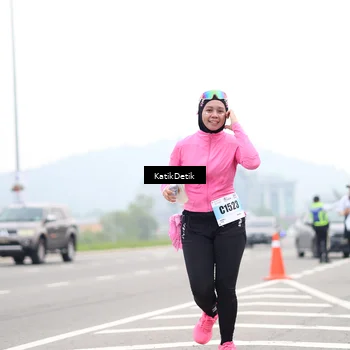 Runner Photo 7211699
