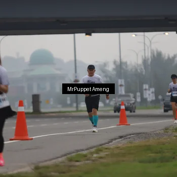 Runner Photo 7211709