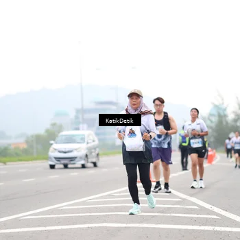 Runner Photo 7211748