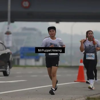 Runner Photo 7211768