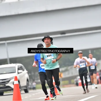 Runner Photo 7211769