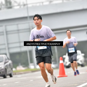 Runner Photo 7211776