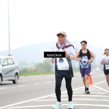 Runner Photo 7211786