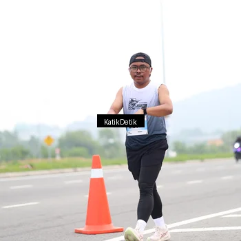 Runner Photo 7211988