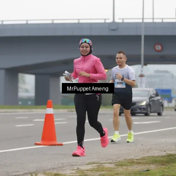 Runner Photo 7212024