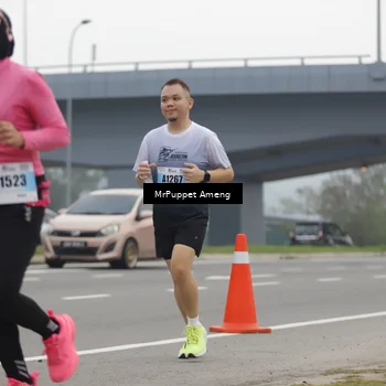 Runner Photo 7212026