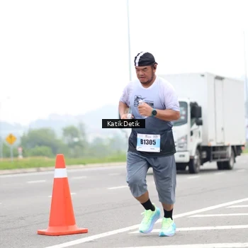 Runner Photo 7212062