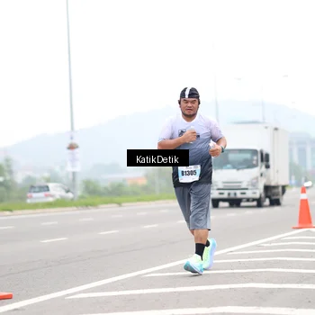 Runner Photo 7212077