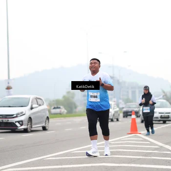 Runner Photo 7212101