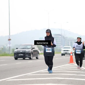 Runner Photo 7212149
