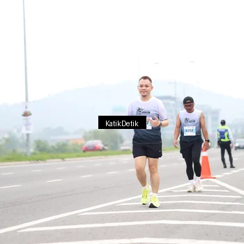 Runner Photo 7212160