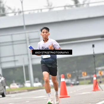 Runner Photo 7212223