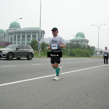 Runner Photo 7212281