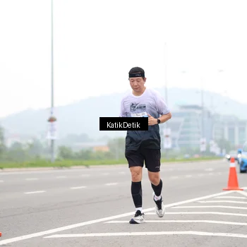Runner Photo 7212337