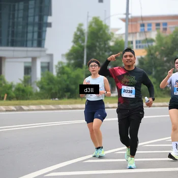 Runner Photo 7212443