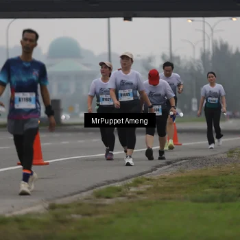 Runner Photo 7212453
