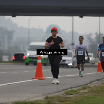 Runner Photo 7212464