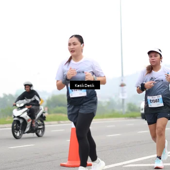 Runner Photo 7212474