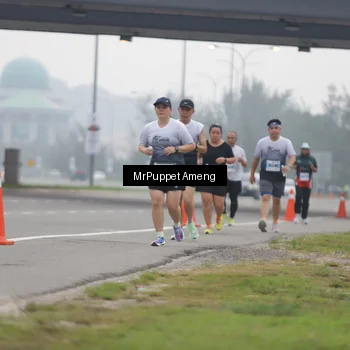 Runner Photo 7212606