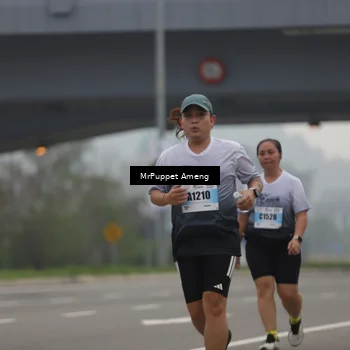 Runner Photo 7212746