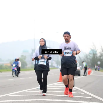 Runner Photo 7212747