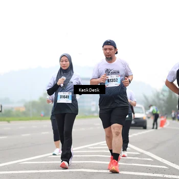 Runner Photo 7212752