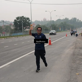 Runner Photo 7212753