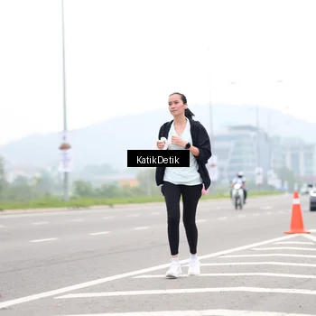 Runner Photo 7212777