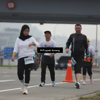 Runner Photo 7212814