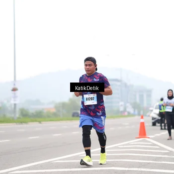 Runner Photo 7212860