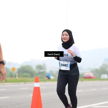 Runner Photo 7212935