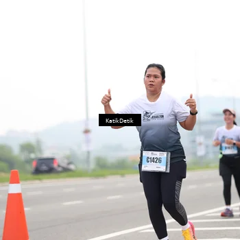 Runner Photo 7213264