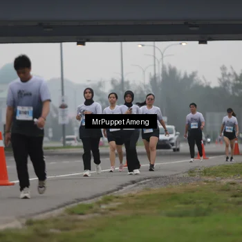 Runner Photo 7213446